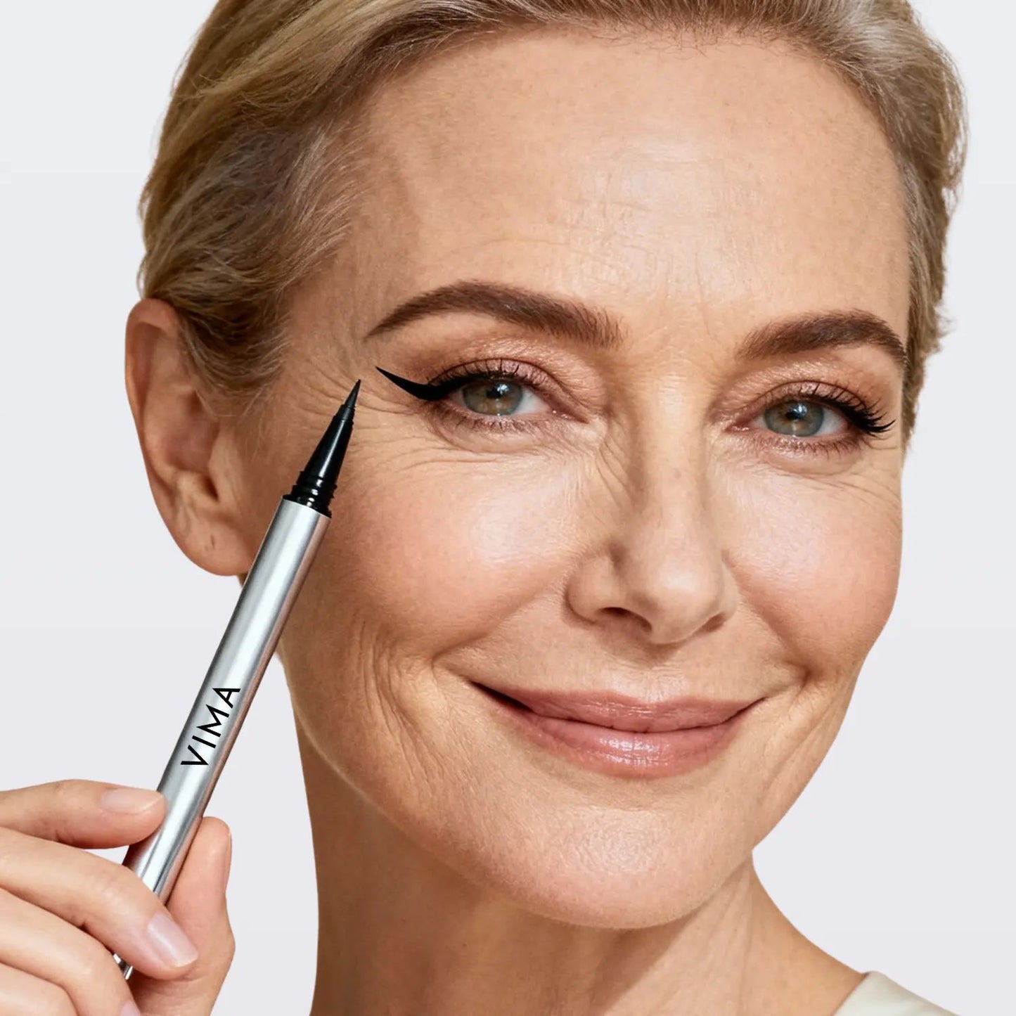 Delineador Líquido Waterproof de Larga Duración