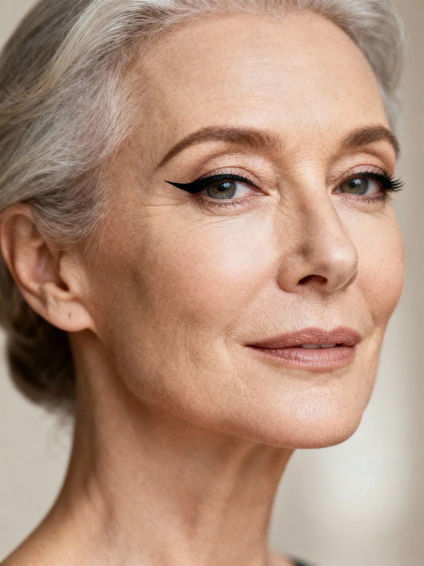 Delineador Líquido Waterproof de Larga Duración